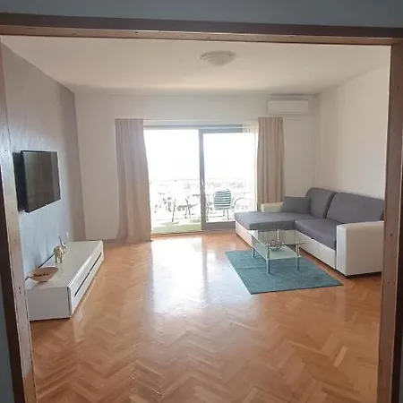 Sea View Split